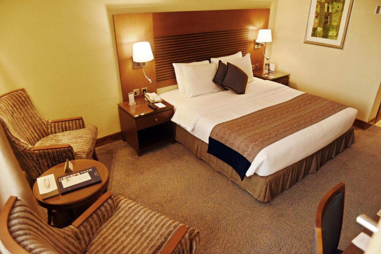 Golden Tulip Bahrain Hotel Manáma Kültér fotó